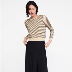 Thin Textured Knitwear Sweater with metallic, NWT